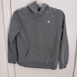Boys Abercrombie Kids Essential Icon Pullover Hoodie - Gray - Size 9/10 - EUC